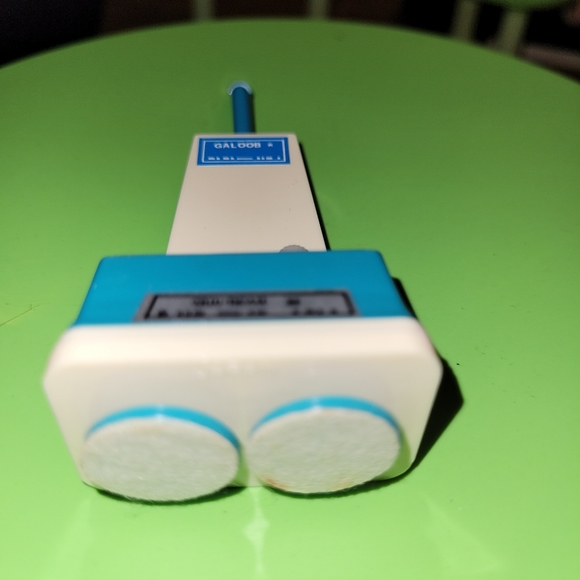 Vintage Globo Funbeam vaccum - Picture 2 of 2